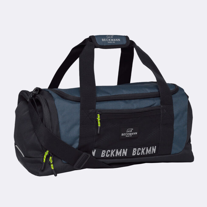 Sport duffelbag, colorblock blue, praktiske lommer og separat rom med lufting til treningssko